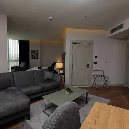 Brand Business Szálloda *