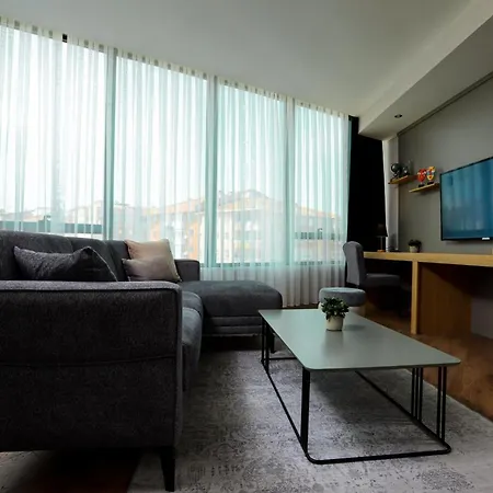 Szálloda Brand Business *