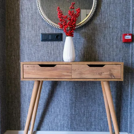 Brand Business Szálloda *